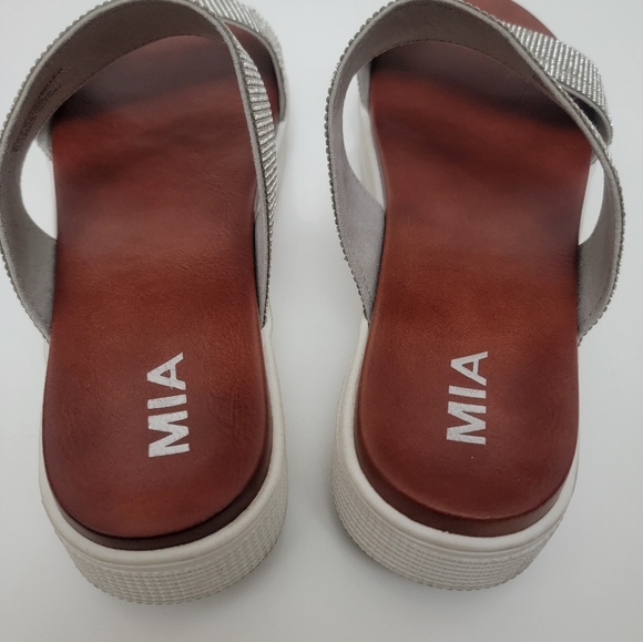 MIA White Bling Slip-on sandals - Picture 5 of 6